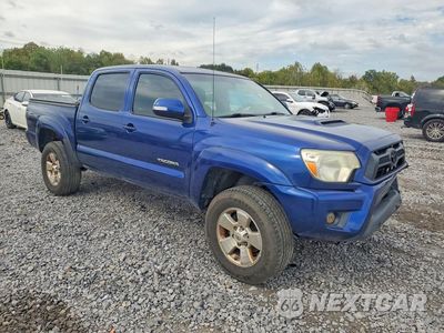 Czwarte zdjęcie samochodu z boku: 2015 TOYOTA TACOMA DOUBLE CAB PRERUNNER VIN:5TFJU4GN4FX086768 - miniatura