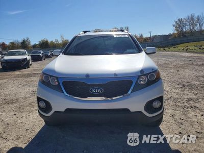 Piąte zdjęcie samochodu w środku: 2012 KIA SORENTO LX VIN:5XYKTCA63CG233244 - miniatura
