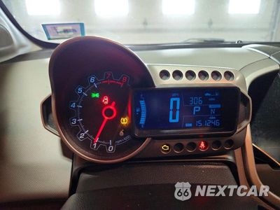 Zdjęcie 9 z 12 samochodu: 2015 CHEVROLET SONIC LT VIN:1G1JC6SH9F4102294 - miniatura