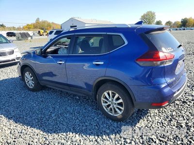 Drugie zdjęcie samochodu z przodu: 2018 NISSAN ROGUE SV VIN:5N1AT2MV2JC801697 - miniatura