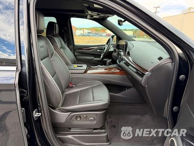 Piąte zdjęcie samochodu w środku: 2023 CADILLAC ESCALADE ESV PREMIUM LUXURY VIN:1GYS4KKL1PR104366 - miniatura