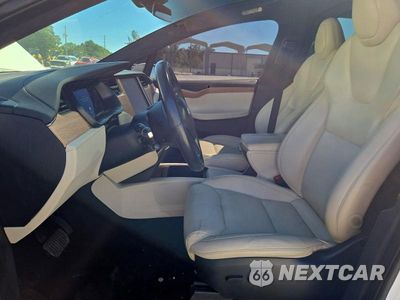 Zdjęcie 7 z 14 samochodu: 2020 TESLA MODEL X VIN:5YJXCDE24LF299425 - miniatura