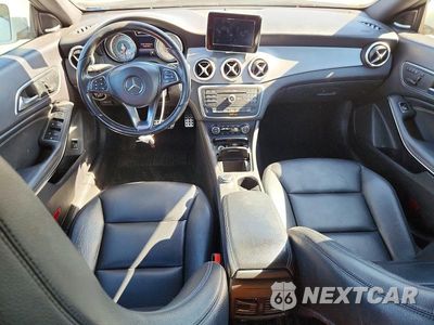 Zdjęcie 8 z 12 samochodu: 2015 MERCEDES-BENZ CLA 250 VIN:WDDSJ4EB6FN170436 - miniatura
