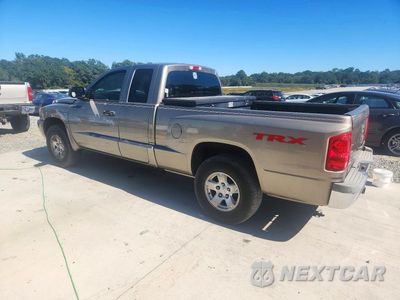 Drugie zdjęcie samochodu z przodu: 2006 DODGE DAKOTA SLT VIN:1D7HE42K46S517606 - miniatura