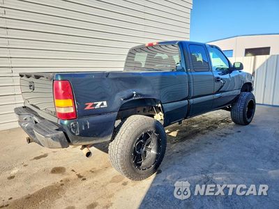 Trzecie zdjęcie samochodu z tyłu: 2001 CHEVROLET SILVERADO K1500 VIN:1GCEK19T91E277463 - miniatura