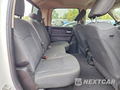 Zdjęcie 10 z 12 samochodu: 2019 RAM 2500 TRADESMAN VIN:3C6UR5HL0KG649418 - miniatura