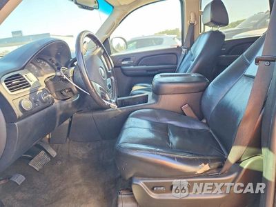 Zdjęcie 7 z 14 samochodu: 2007 CHEVROLET TAHOE K1500 VIN:1GNFK13067R296385 - miniatura