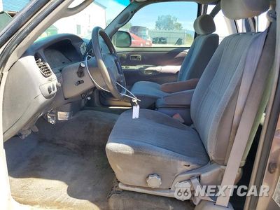Zdjęcie 7 z 12 samochodu: 2000 TOYOTA TUNDRA SR5 VIN:5TBRT341XYS033057 - miniatura