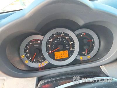 Zdjęcie 9 z 13 samochodu: 2006 TOYOTA RAV4 BASE VIN:JTMBD35V565014653 - miniatura