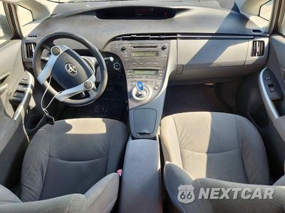 Zdjęcie 8 z 12 samochodu: 2010 TOYOTA PRIUS II VIN:JTDKN3DU1A0090964 - miniatura