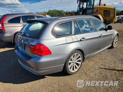 Trzecie zdjęcie samochodu z tyłu: 2011 BMW 328 XI VIN:WBAUU3C51BA542233 - miniatura