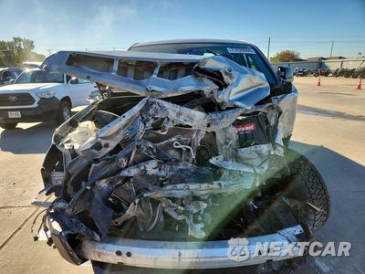 Piąte zdjęcie samochodu w środku: 2021 TOYOTA TUNDRA SR VIN:5TFRY5F1XMX282013 - miniatura