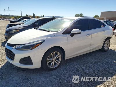 2019 CHEVROLET CRUZE LT 1G1BE5SM2K7109764 - główne zdjęcie licytacji z USA - miniatura
