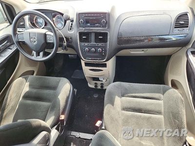Zdjęcie 8 z 13 samochodu: 2016 DODGE GRAND CARAVAN SE VIN:2C4RDGBG0GR193331 - miniatura
