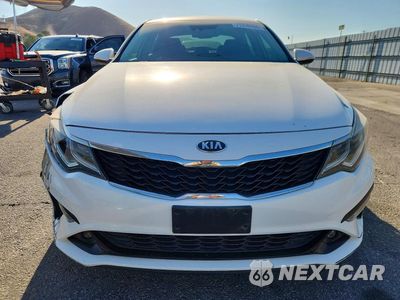 Piąte zdjęcie samochodu w środku: 2019 KIA OPTIMA S VIN:5XXGT4L36KG295934 - miniatura