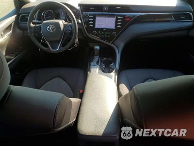 Zdjęcie 8 z 12 samochodu: 2020 TOYOTA CAMRY LE VIN:4T1C11AKXLU390730 - miniatura