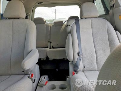 Zdjęcie 10 z 13 samochodu: 2012 TOYOTA SIENNA LE VIN:5TDKK3DC3CS241108 - miniatura
