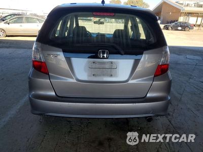 Zdjęcie 6 z 12 samochodu: 2009 HONDA FIT SPORT VIN:JHMGE88429S065471 - miniatura
