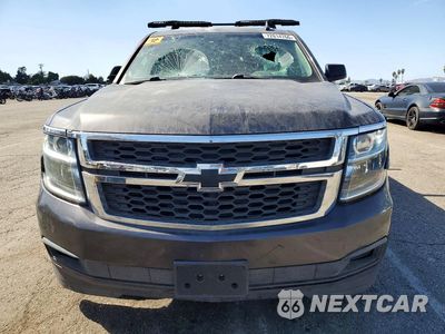 Piąte zdjęcie samochodu w środku: 2017 CHEVROLET SUBURBAN C1500 LT VIN:1GNSCHKC3HR153623 - miniatura