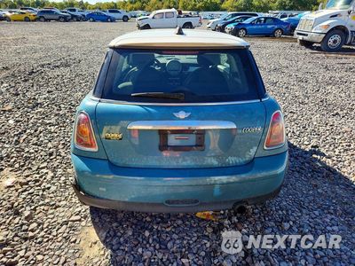 Zdjęcie 6 z 12 samochodu: 2007 MINI COOPER VIN:WMWMF33527TT57484 - miniatura