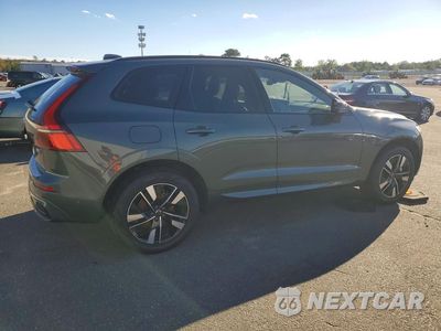 Trzecie zdjęcie samochodu z tyłu: 2026 VOLVO XC60 PLUS VIN:YV4M12RC6T1427038 - miniatura