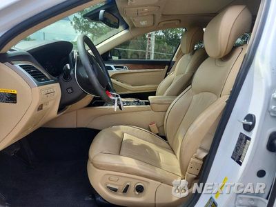 Zdjęcie 7 z 12 samochodu: 2017 GENESIS G80 3.8 VIN:KMHGN4JE6HU189433 - miniatura