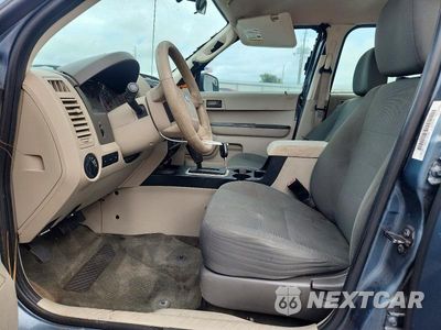 Zdjęcie 7 z 13 samochodu: 2011 FORD ESCAPE XLS VIN:1FMCU0C73BKC16292 - miniatura