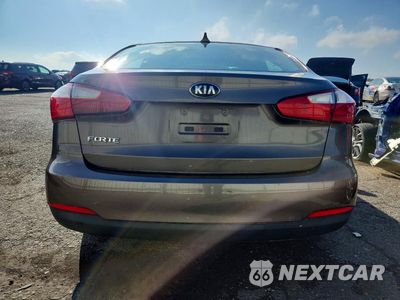 Zdjęcie 6 z 12 samochodu: 2014 KIA FORTE LX VIN:KNAFX4A61E5189734 - miniatura