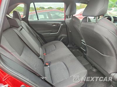 Zdjęcie 11 z 13 samochodu: 2024 TOYOTA RAV4 PRIME SE VIN:JTMAB3FV0RD213846 - miniatura