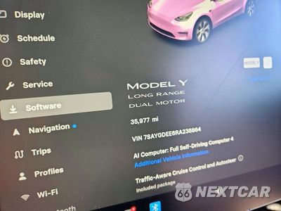 Zdjęcie 9 z 13 samochodu: 2024 TESLA MODEL Y VIN:7SAYGDEE6RA238864 - miniatura