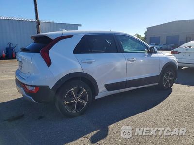 Trzecie zdjęcie samochodu z tyłu: 2026 KIA NIRO LX VIN:KNDCP3LE5T5329043 - miniatura