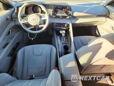 Zdjęcie 8 z 12 samochodu: 2023 HYUNDAI ELANTRA SEL VIN:KMHLM4AG1PU432681 - miniatura