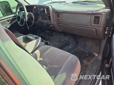 Zdjęcie 8 z 12 samochodu: 2005 GMC NEW SIERRA C1500 VIN:1GTEC19X15Z211505 - miniatura
