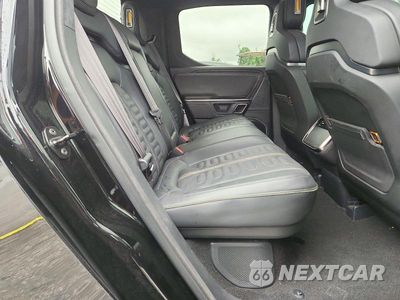 Zdjęcie 10 z 13 samochodu: 2023 RIVIAN R1T ADVENTURE VIN:7FCTGAAA0PN018978 - miniatura