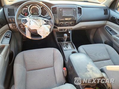 Zdjęcie 8 z 12 samochodu: 2014 TOYOTA TACOMA BASE VIN:5TFTX4CN4EX046839 - miniatura