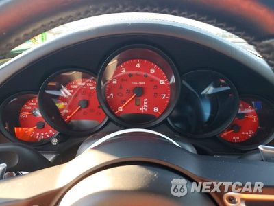 Zdjęcie 9 z 12 samochodu: 2017 PORSCHE 911 TARGA S VIN:WP0BB2A94HS136837 - miniatura