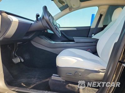 Zdjęcie 7 z 14 samochodu: 2023 TESLA MODEL Y VIN:7SAYGDEE9PF636117 - miniatura