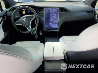 Zdjęcie 8 z 12 samochodu: 2020 TESLA MODEL X VIN:5YJXCBE47LF301402 - miniatura