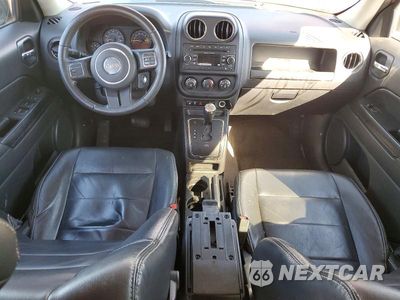 Zdjęcie 8 z 13 samochodu: 2017 JEEP PATRIOT LATITUDE VIN:1C4NJRFB2HD206084 - miniatura