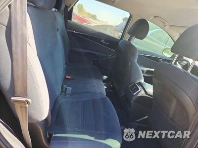 Zdjęcie 11 z 13 samochodu: 2019 KIA SORENTO S V6 VIN:5XYPGDA5XKG584335 - miniatura