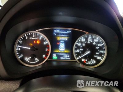 Zdjęcie 9 z 12 samochodu: 2017 NISSAN SENTRA SR TURBO VIN:3N1CB7AP0HY335730 - miniatura