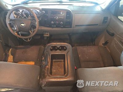Zdjęcie 8 z 12 samochodu: 2013 CHEVROLET SILVERADO C2500 HEAVY DUTY VIN:1GC2CVCG0DZ190471 - miniatura