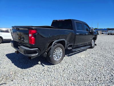 Trzecie zdjęcie samochodu z tyłu: 2021 CHEVROLET SILVERADO K2500 HIGH COUNTRY VIN:1GC4YREY5MF231976 - miniatura