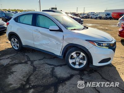 Czwarte zdjęcie samochodu z boku: 2021 HONDA HR-V LX VIN:3CZRU6H39MM737045 - miniatura