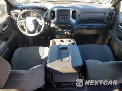 Zdjęcie 8 z 12 samochodu: 2021 CHEVROLET SILVERADO K1500 CUSTOM VIN:3GCPYBEK8MG421723 - miniatura