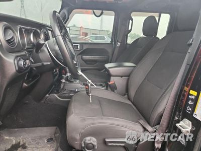 Zdjęcie 7 z 12 samochodu: 2023 JEEP GLADIATOR SPORT VIN:1C6HJTAG7PL502341 - miniatura