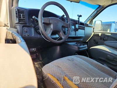 Zdjęcie 8 z 13 samochodu: 2007 CHEVROLET EXPRESS G1500 VIN:1GCFG15X371106142 - miniatura