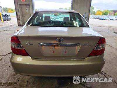 Zdjęcie 6 z 12 samochodu: 2004 TOYOTA CAMRY LE VIN:4T1BE32K64U868251 - miniatura