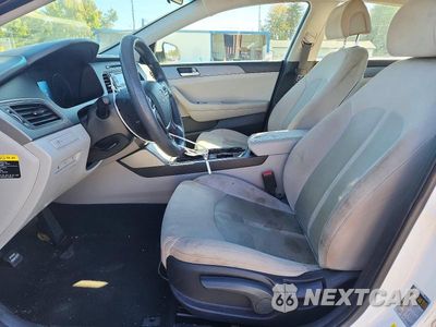 Zdjęcie 7 z 12 samochodu: 2017 HYUNDAI SONATA SE VIN:5NPE24AF4HH513888 - miniatura