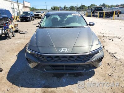 Piąte zdjęcie samochodu w środku: 2026 HYUNDAI ELANTRA SEL SPORT VIN:KMHLM4DG5TU243599 - miniatura
